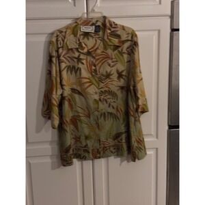Tantrums Women's 1X Linen Blend Tropical Leaf Print Button‎ Front Shirt